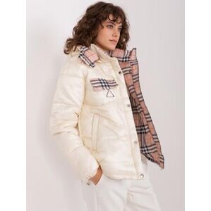 Fashionhunters Světle béžová dámská zimní bunda s kapucí Velikost: S